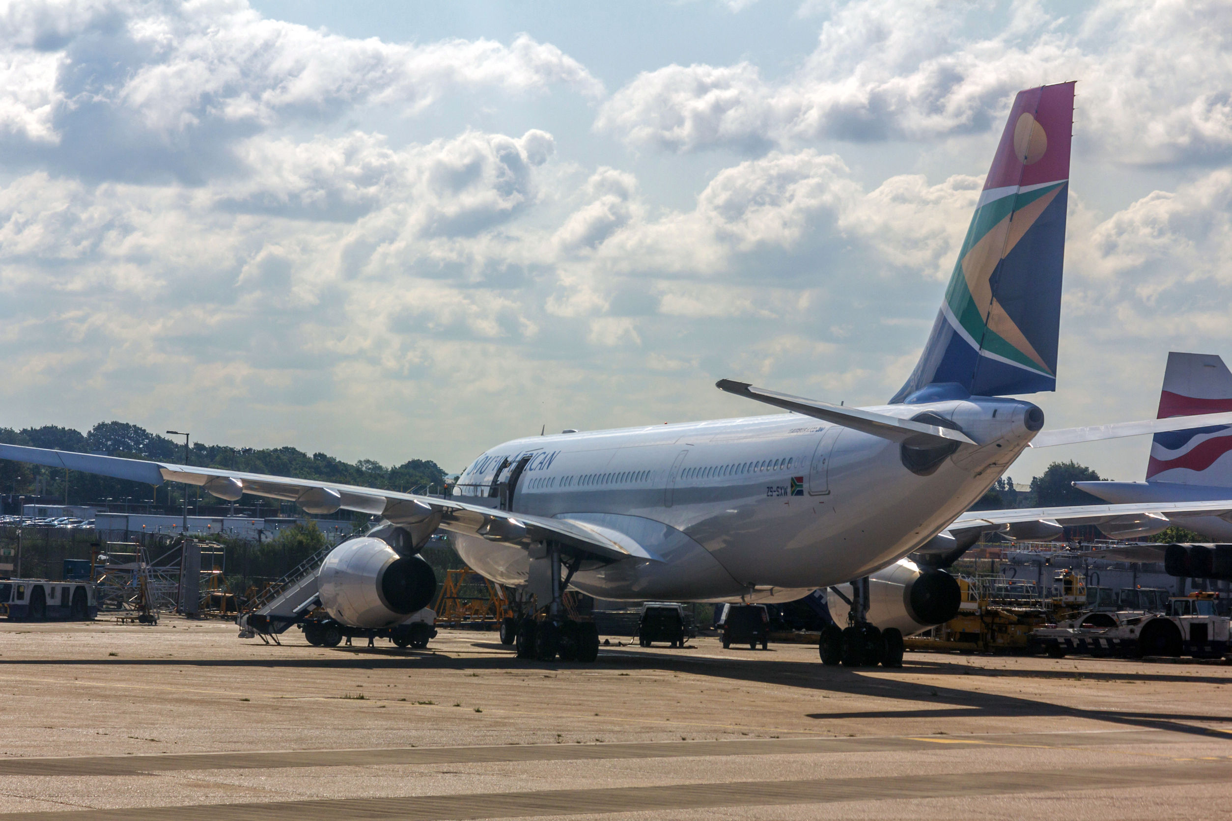 Vé máy bay giá rẻ South African Airways