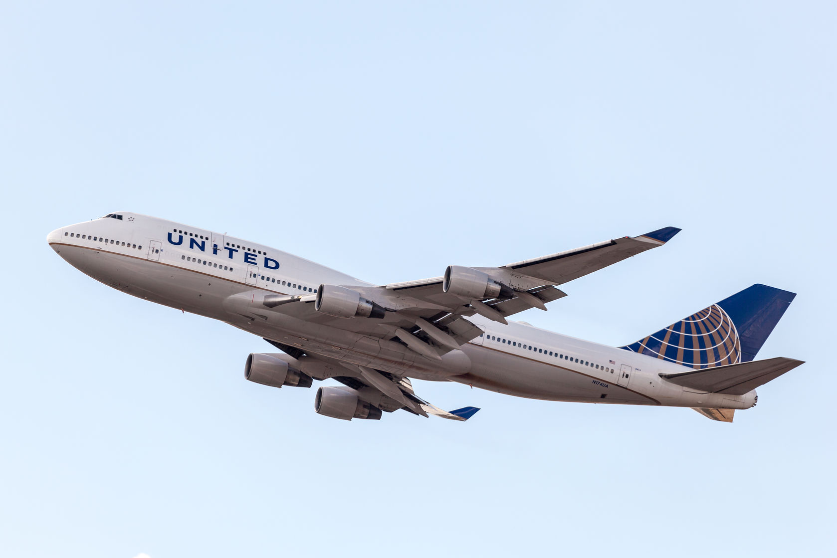Vé máy bay giá rẻ United Airlines